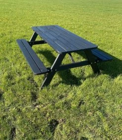 Goedkopepicknicktafels.nl | Zwarte XL Picknicktafel | Tuintafel 6 Persoons | Zwart Gespoten Gedroogd Grenen Hout! -Tuin Gerelateerd 1043x1200