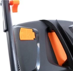 FUXTEC Grasmaaier Benzine - 46cm - Zelfrijdend / Zelftrekkend / Achterwielaandrijving - Mulchfunctie - Opvangbak 50L - FX-RM4646 -Tuin Gerelateerd 1200x1171 6