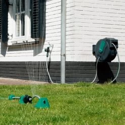 VONROC Automatische Slanghaspel – Incl. 25m Tuinslang, Aansluitslang, Spuitstuk, Koppelingen & Kraanaansluiting -Tuin Gerelateerd 1200x1200 1086