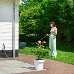 VONROC Automatische Slanghaspel – Incl. 25m Tuinslang, Aansluitslang, Spuitstuk, Koppelingen & Kraanaansluiting -Tuin Gerelateerd 1200x1200 1087