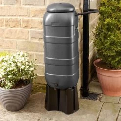 Luxe Voordeelset 100L Antraciet Rainsaver Regenton + Kraan + Voet + Vulautomaat| Muurmodel 11 Luxe Voordeelset 100L Antraciet Rainsaver Regenton + Kraan + Voet + Vulautomaat| Muurmodel -Tuin Gerelateerd 1200x1200 1126
