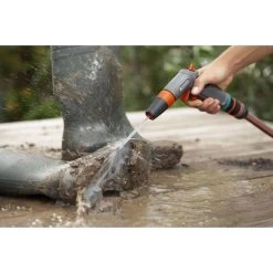 GARDENA - Premium Reinigingssproeier Spuitpistool - Metaal - Voor Reiniging En Bewatering -Tuin Gerelateerd 1200x1200 1166