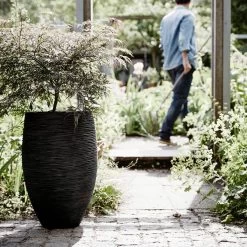 Capi Europe - Vaas Elegant Deluxe Rib NL - 45x72 - Zwart - Voor Binnen En Buiten - KBLR1138 -Tuin Gerelateerd 1200x1200 1228