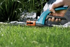 GARDENA Comfort Grasschaar - 360° Draaibaar - Antikleef Coating - Golfsnede -Tuin Gerelateerd 1200x799 30