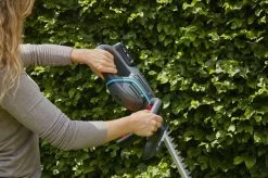 GARDENA - ComfortCut 50/18V-P4A Ready-To-Use Set - Heggenschaar -Tuin Gerelateerd 1200x799 53