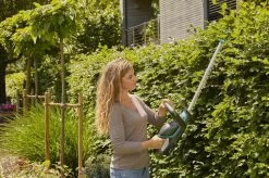 GARDENA - ComfortCut 50/18V-P4A Ready-To-Use Set - Heggenschaar -Tuin Gerelateerd 1200x799 56