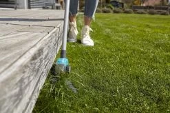 GARDENA Comfort Grasschaar - Op Steel -Tuin Gerelateerd 1200x799 61