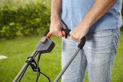 GARDENA - Powermax 32 - Grasmaaier (gemotoriseerd) - Maaibreedte 32 Cm - Gazons Tot 200 M2 -Tuin Gerelateerd 1200x799 73