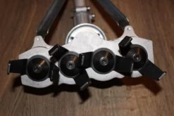 Bosmaaier Schoffel - Schoffel Bosmaaier - Schoffelmachine - Frees - Grondfrees - Tuin - Onkruid - Wieden - Tuinieren - Hovenier - Frezen - Tuinfrees - Moestuin - Schoffelen - Stihl - Husqvarna - Dolmar - Makita - Ferm - Bosmaaierschoffel -Tuin Gerelateerd 1200x800 154