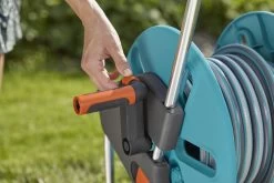 GARDENA - AquaRoll M CleverRoll Easy Slangenwagen - Maximaal 60 Meter - Inklapbare Zwengel -Tuin Gerelateerd 1200x800 207