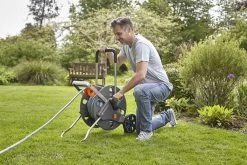 GARDENA - AquaRoll L CleverRoll L Easy Set Slangenwagen - Maximaal 50 Meter - Verstelbare Handgreep -Tuin Gerelateerd 1200x800 212