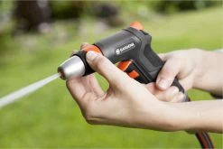 GARDENA - Premium Reinigingssproeier Spuitpistool - Metaal - Voor Reiniging En Bewatering -Tuin Gerelateerd 1200x801 13