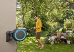 GARDENA - Wandslangenbox Slanghouder - RollUp M/L - 25 Meter - Ø 13 Mm -Tuin Gerelateerd 1200x857 7