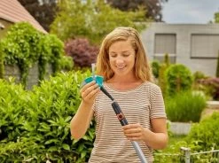 Gardena 2-in-1 Combisysteem Voegenmes - 25 X 14.5 Cm - Blauw -Tuin Gerelateerd 1200x894