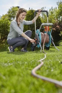 GARDENA - AquaRoll M CleverRoll Easy Slangenwagen - Maximaal 60 Meter - Inklapbare Zwengel -Tuin Gerelateerd 799x1200 50