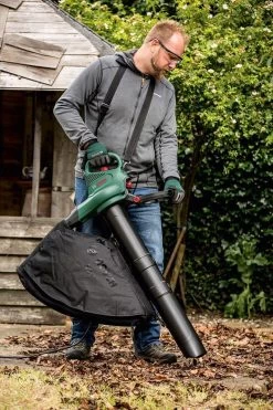 Bosch UniversalGardenTidy 3000 Bladblazer - Op Snoer - 3000 W 23 Bosch UniversalGardenTidy 3000 Bladblazer - Op Snoer - 3000 W -Tuin Gerelateerd 800x1200 13