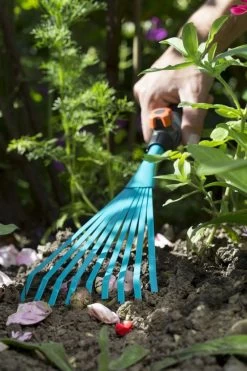 GARDENA Combisystem Bladharkje - Werkbreedte 12 Cm - 25 Jaar Garantie -Tuin Gerelateerd 800x1200 26