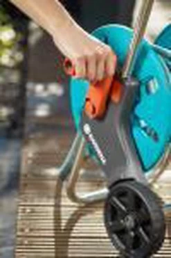 GARDENA AquaRoll S Slangenwagen - Verstelbare Handgreep - Excl. Tuinslang -Tuin Gerelateerd 800x1200 47