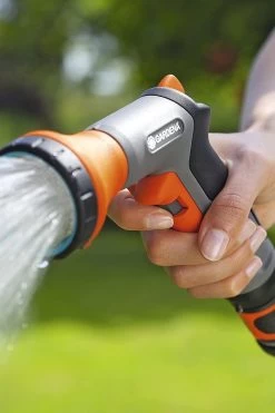 GARDENA Classic Sproeibroes 18 GARDENA Classic Sproeibroes -Tuin Gerelateerd 800x1200 82