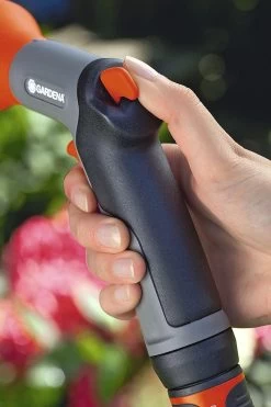 GARDENA Classic Sproeibroes 19 GARDENA Classic Sproeibroes -Tuin Gerelateerd 800x1200 83