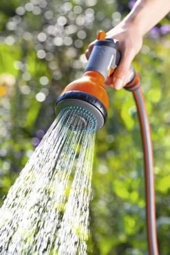 GARDENA - Classic- Multifunctionele Broeskop - Exclusief Verlengsteel 25 GARDENA - Classic- Multifunctionele Broeskop - Exclusief Verlengsteel -Tuin Gerelateerd 800x1200 85