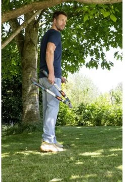 Gardena TeleCut Takkenschaar 650-900 B - Uitschuifbare Armen - Tot Max 90 Cm 22 Gardena TeleCut Takkenschaar 650-900 B - Uitschuifbare Armen - Tot Max 90 Cm -Tuin Gerelateerd 825x1200 2