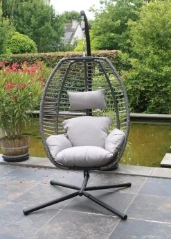 Pro Garden Lowander Hangstoel Egg 191x126x126- Schommelstoel Met Rattan Cocoon En Robuust Stalen Standaard Incl. Kussens - Volledig Inklapbaar - Lichtgrijs -Tuin Gerelateerd 862x1200