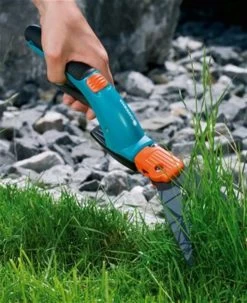 GARDENA Classic Grasschaar - Draaibaar 360° -Tuin Gerelateerd 977x1200 2